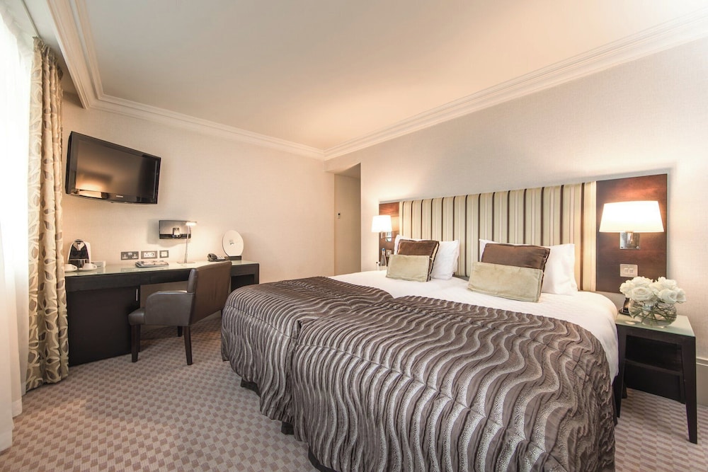 Habitación ejecutiva, 1 cama de matrimonio grande con sofá cama (Executive King Room) del hotel THE CAVENDISH. Foto 1