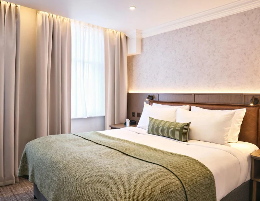 Habitación Doble Superior del hotel Guild Bloomsbury. Foto 3