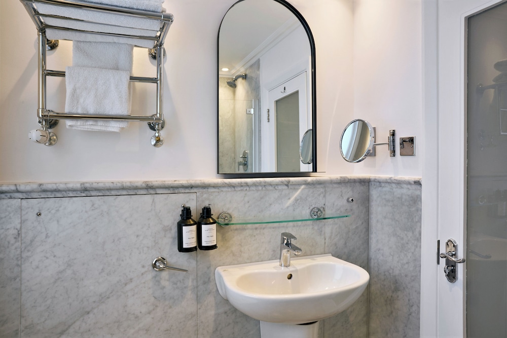 Habitación Premium (Family, Newly refurbished) del hotel Radisson Blu , London Tottenham Court Road (formely Kenilworth). Foto 9
