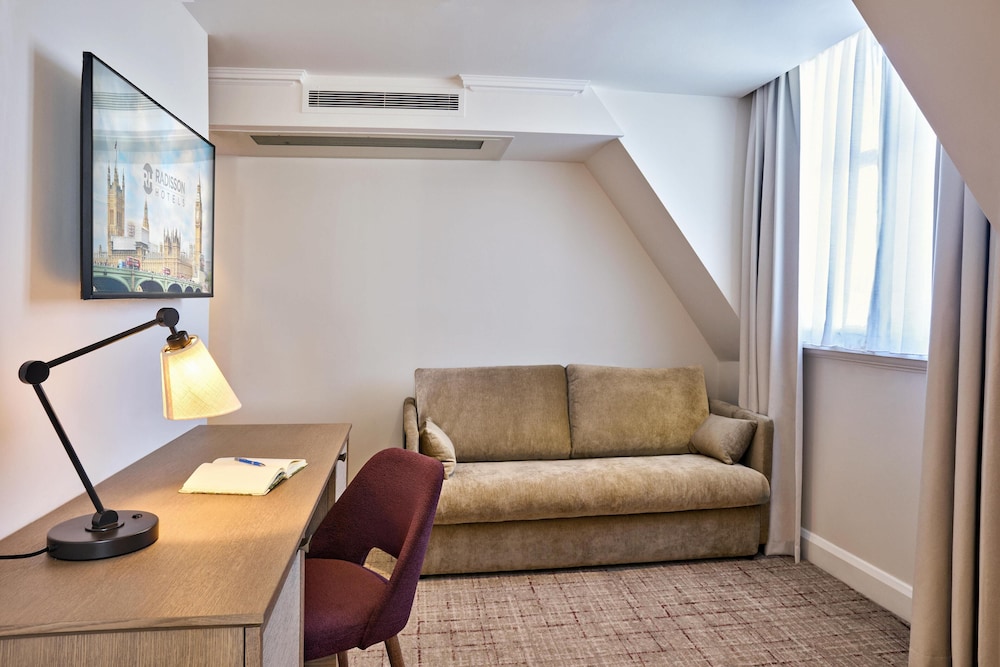 Suite junior (Newly refurbished) del hotel Radisson Blu , London Tottenham Court Road (formely Kenilworth). Foto 7