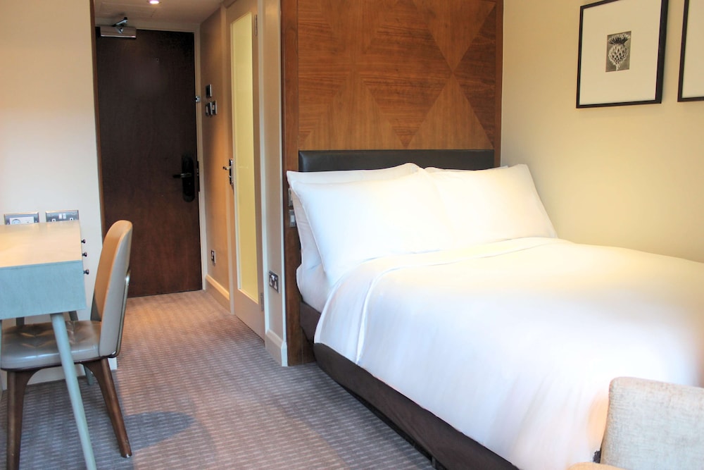 Habitación individual superior del hotel Radisson Blu , London Tottenham Court Road (formely Kenilworth). Foto 3