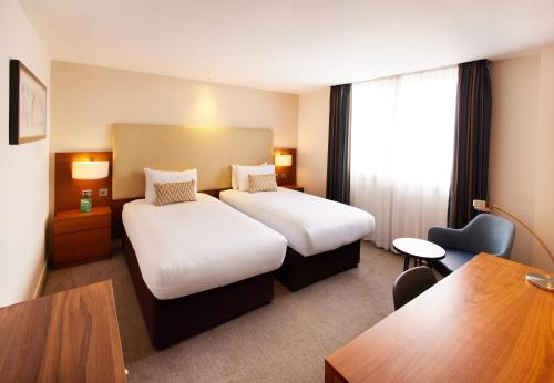 Habitación Doble Estándar - 2 camas del hotel Thistle London Hyde Park Kensington Gardens