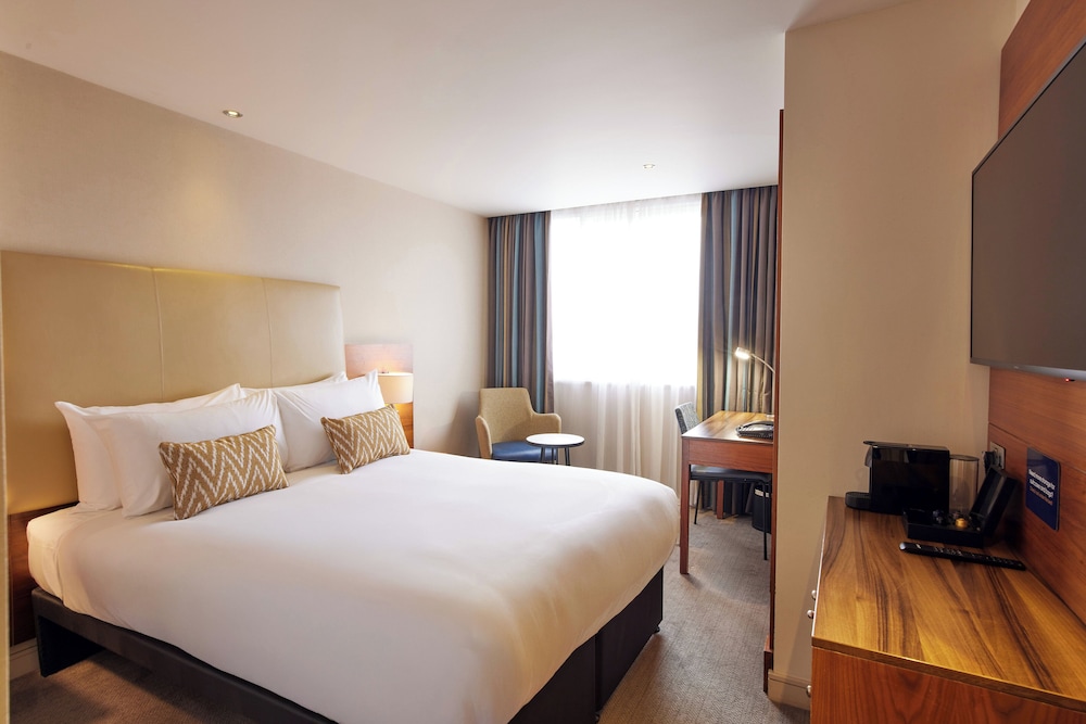 Habitación estándar doble del hotel Thistle London Hyde Park Kensington Gardens. Foto 3
