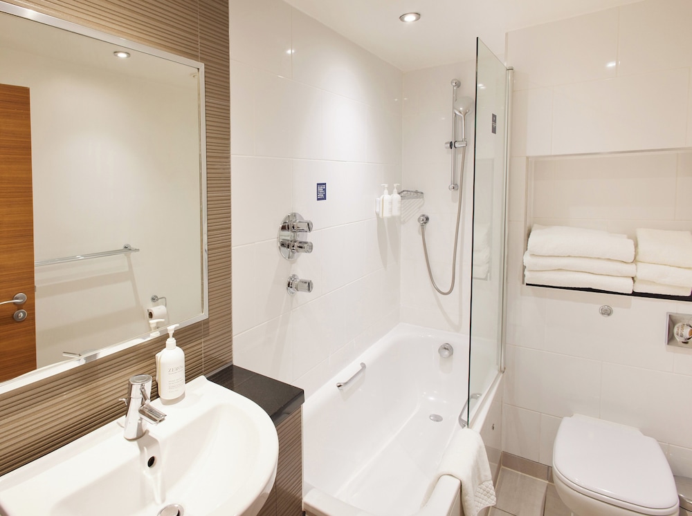 Family room del hotel Thistle London Hyde Park Kensington Gardens. Foto 4