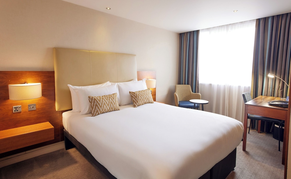 Habitación Deluxe doble, 1 cama doble, vistas al jardín del hotel Thistle London Hyde Park Kensington Gardens. Foto 1