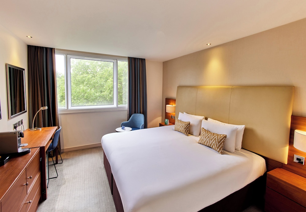 Habitación Deluxe doble, 1 cama de matrimonio grande, vistas al jardín del hotel Thistle London Hyde Park Kensington Gardens. Foto 6