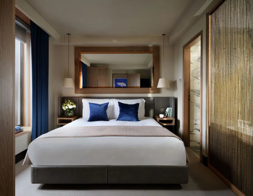 Habitación Premium, 1 cama de matrimonio grande del hotel The Hari London, Vignette Collection by IHG