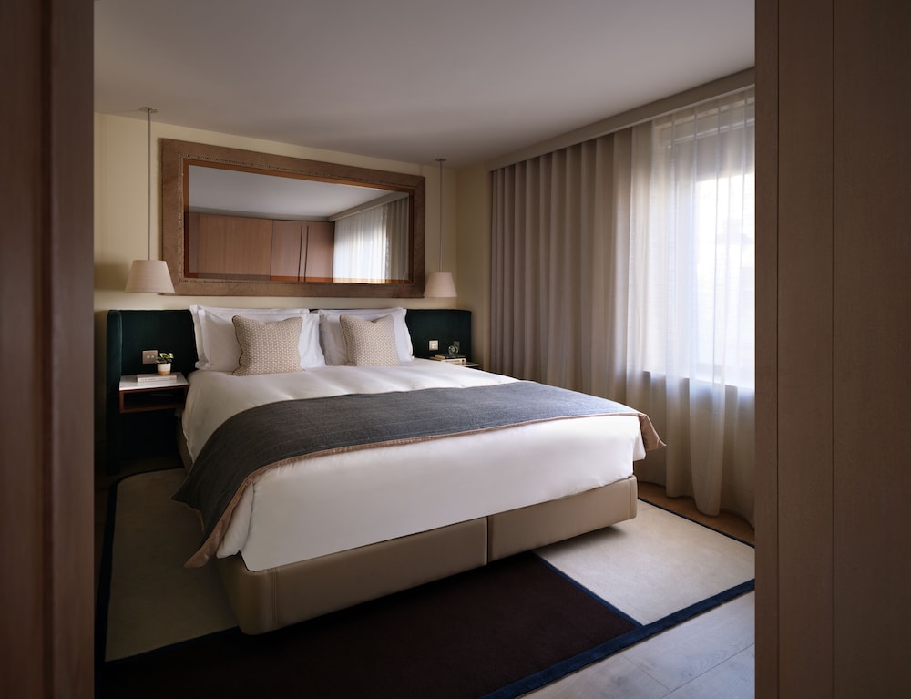 Suite junior, vistas a la ciudad del hotel The Hari. Foto 1