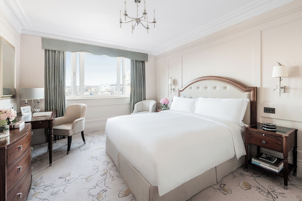 Habitación superior (1 Queen Bed) del hotel The Langham, London