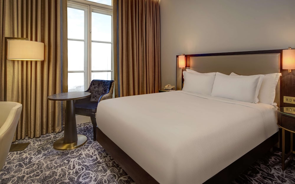 Habitación Deluxe, 1 cama doble del hotel Hilton London Euston. Foto 3