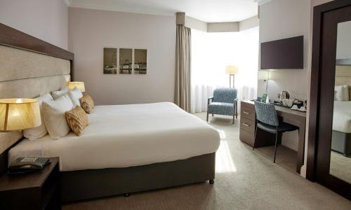 Habitación Executive con cama extragrande del hotel Thistle Holborn. Foto 2