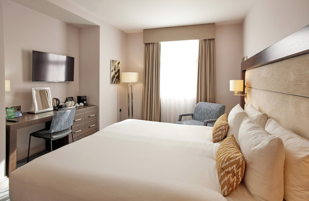Habitación Deluxe, 1 cama de matrimonio grande del hotel Thistle Holborn. Foto 3