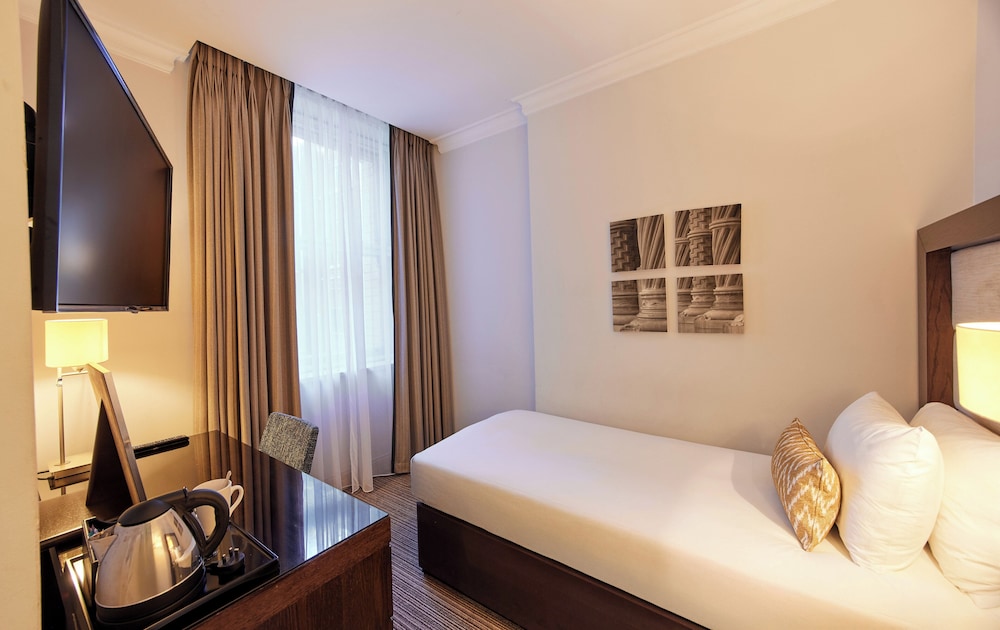 Habitación individual estándar, 1 cama individual del hotel Thistle Holborn. Foto 3