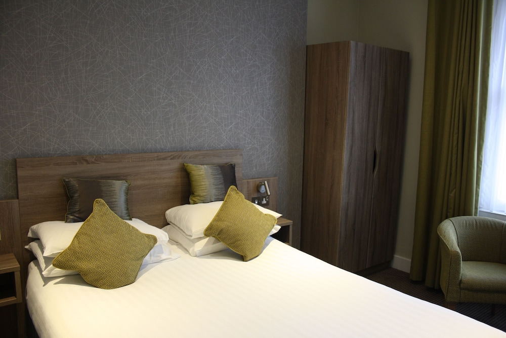 Habitación cuádruple estándar, 1 habitación del hotel Phoenix