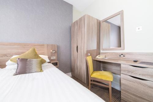 Habitación cuádruple del hotel Phoenix