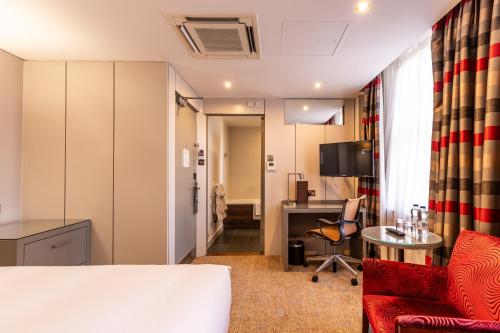 Habitación Doble - 2 camas del hotel Doubletree By Hilton London West End. Foto 6