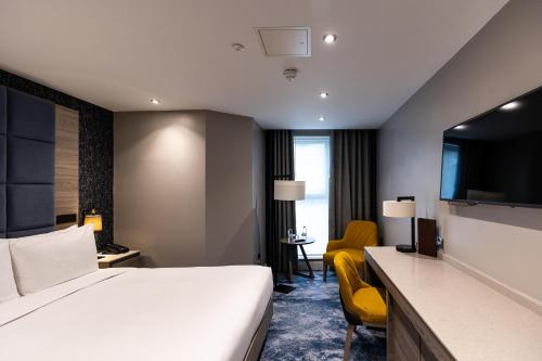 Habitación Deluxe - 1 cama grande del hotel Doubletree By Hilton London West End. Foto 7