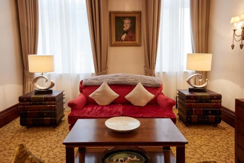 Suite The Library del hotel The Royal Horseguards, London. Foto 4