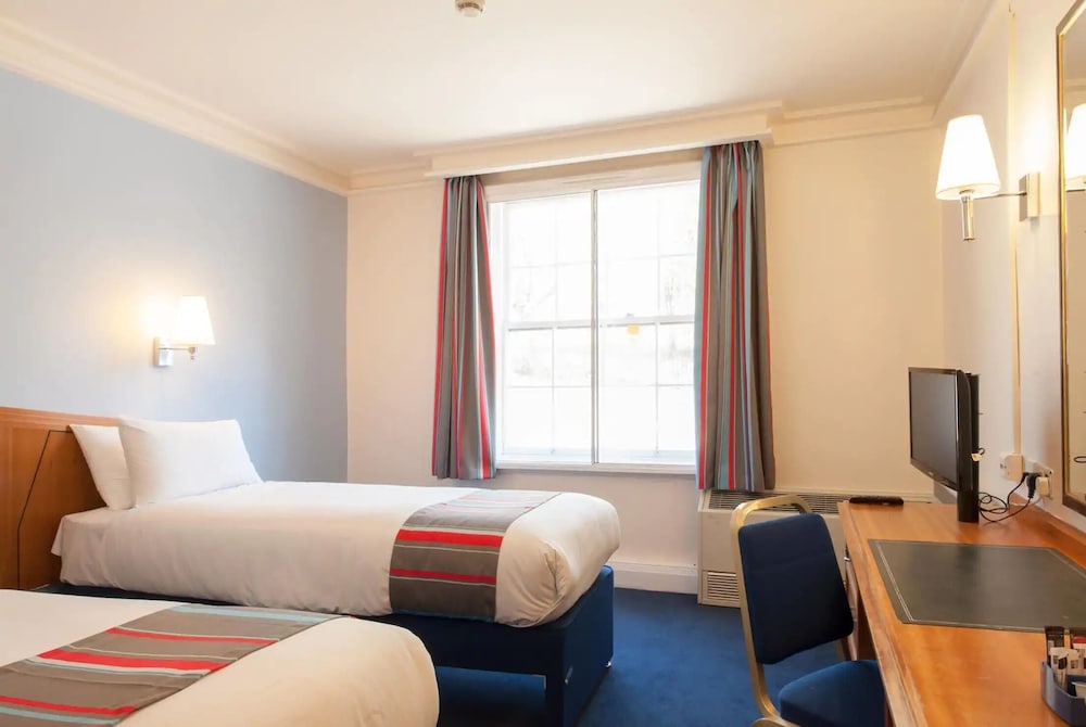 Habitación con 2 camas individuales del hotel Travelodge Kings Cross Royal Scott