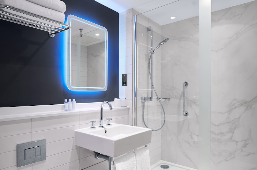 Deluxe Studio King del hotel Strand Palace. Foto 5