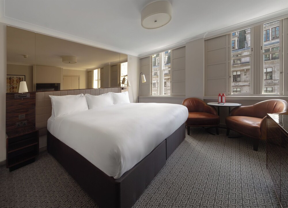 Superior King View del hotel Strand Palace. Foto 4
