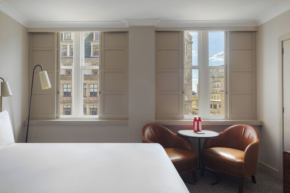 Superior King View del hotel Strand Palace. Foto 5