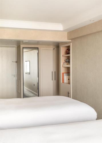 Habitación Doble - 2 camas del hotel Hilton London Metropole. Foto 6