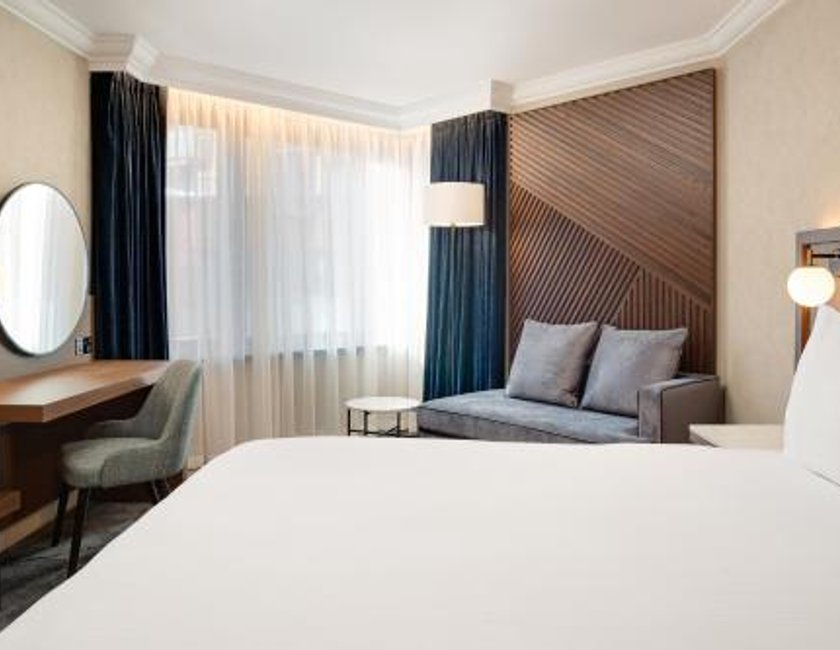 Habitación Executive con vistas al interior - 1 cama extragrande del hotel Hilton London Metropole. Foto 1