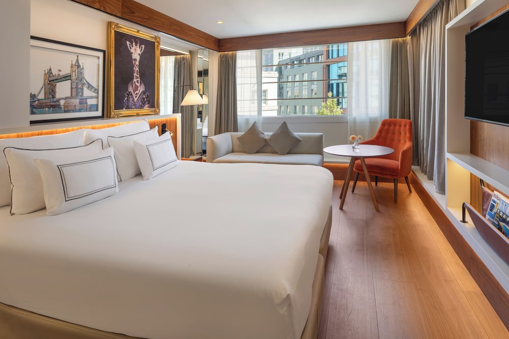 Habitación Premium The Level del hotel Melia White House. Foto 4