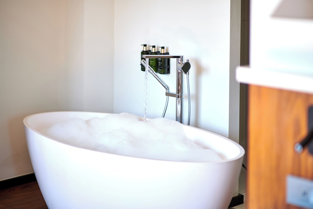 Suite Junior Ejecutiva The Level del hotel Melia White House. Foto 2