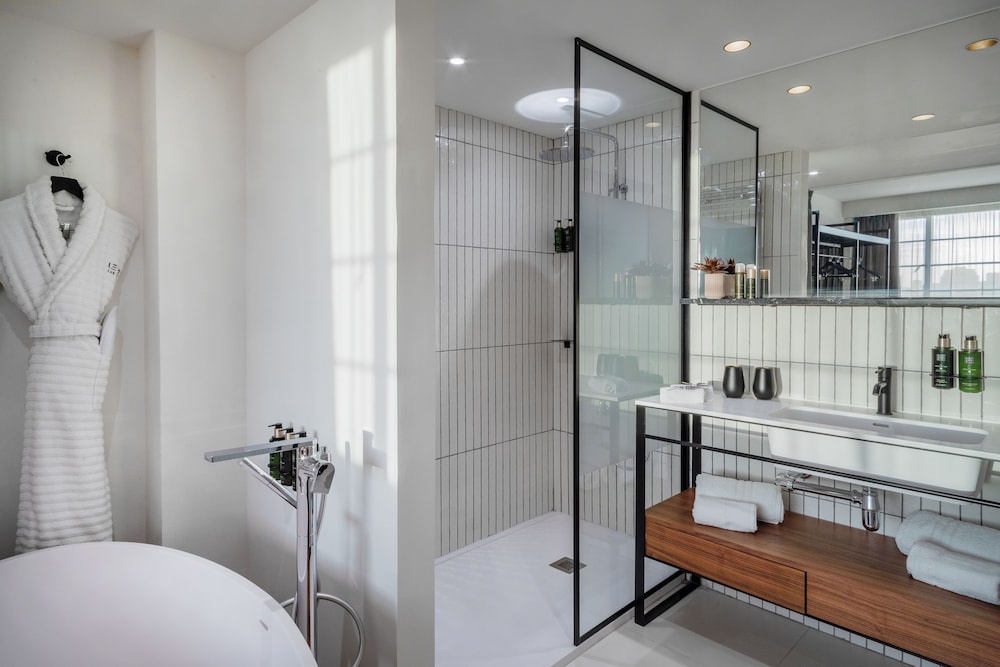 Suite The Regent's del hotel Melia White House. Foto 6