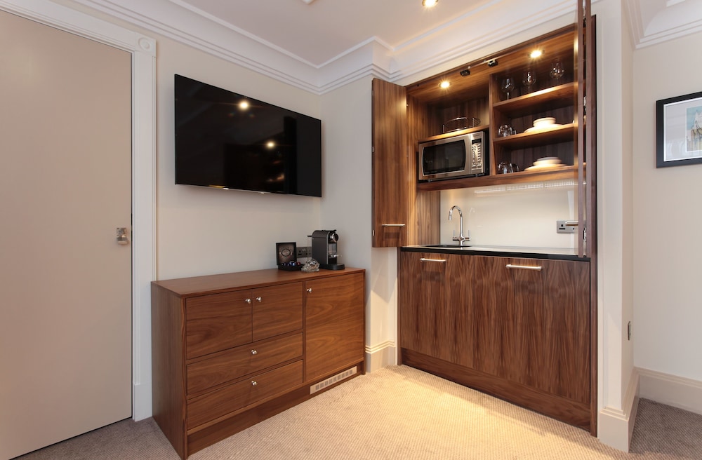 Estudio superior, 1 cama de matrimonio grande con sofá cama (Apartment) del hotel Thistle London Marble Arch. Foto 4