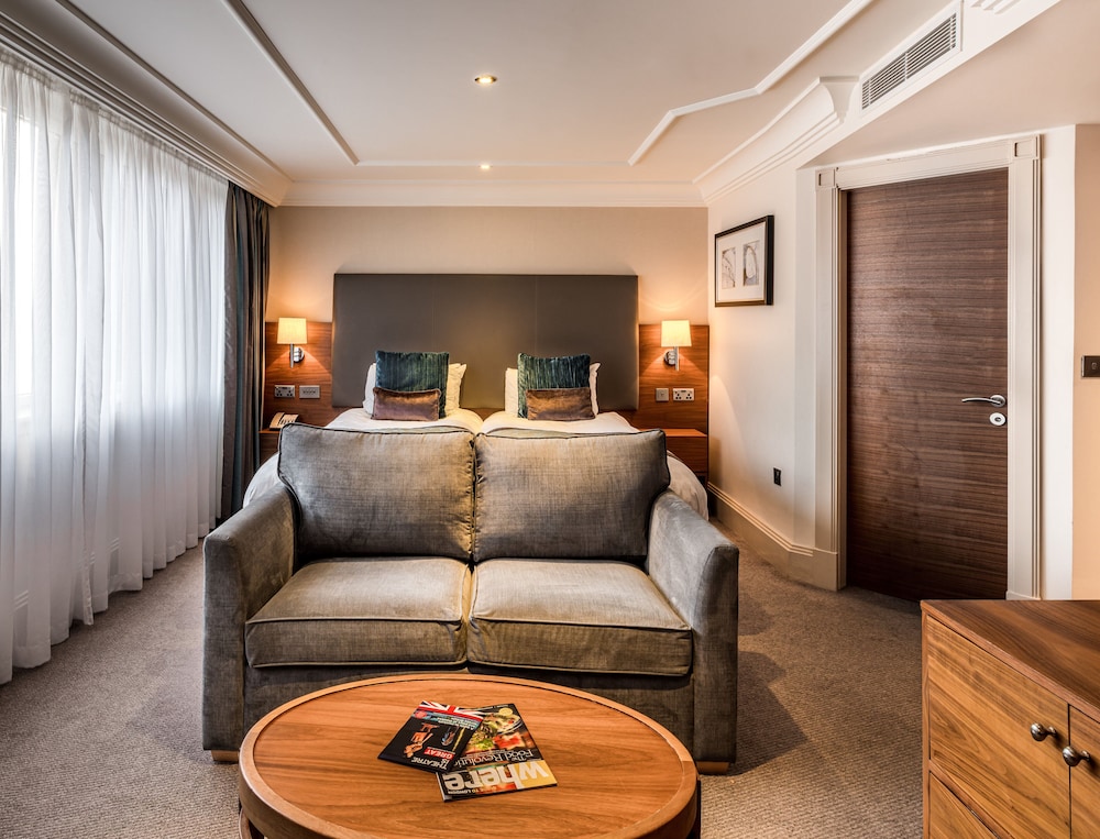 Habitación ejecutiva con 2 camas individuales del hotel Thistle London Marble Arch. Foto 4