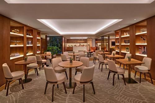 Superior Executive One - Bedroom Suite with Executive Lounge Access del hotel Grosvenor House JW Marriott. Foto 12