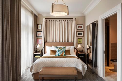 Habitación Premium con vista al parque - 1 cama queen del hotel Kimpton Fitzroy London, An Ihg