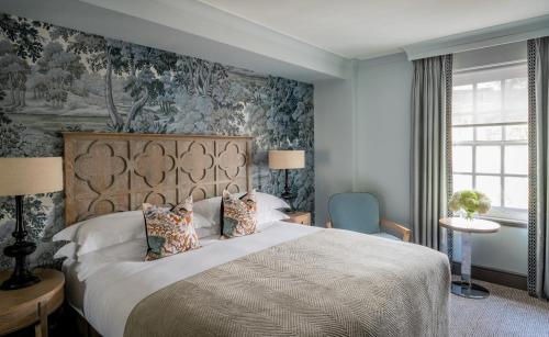Habitación Clásica con cama extragrande del hotel The Bloomsbury. Foto 1