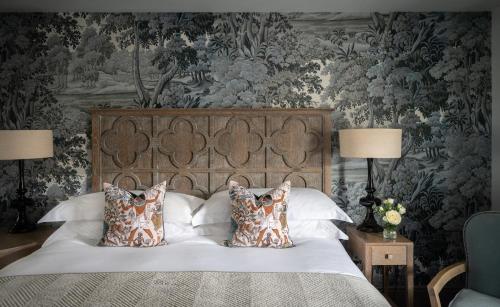 Habitación Clásica con cama extragrande del hotel The Bloomsbury. Foto 5