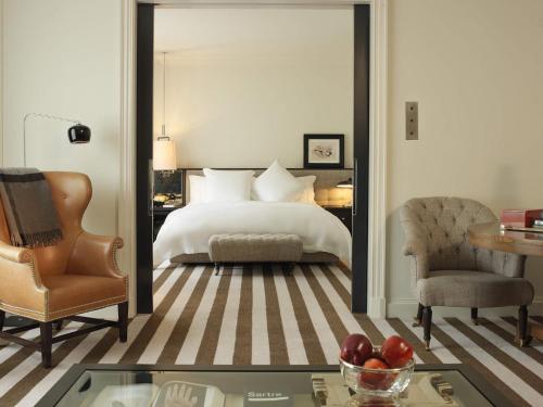 Suite Deluxe del hotel Rosewood London. Foto 1