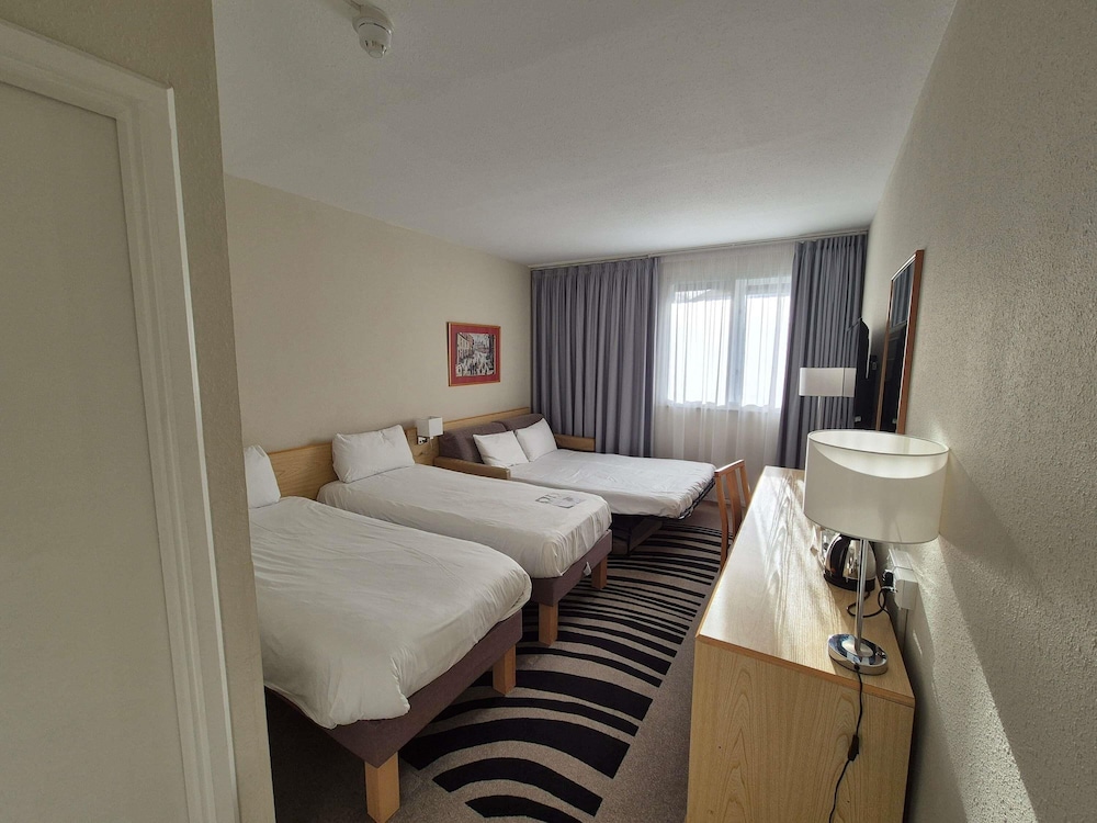 Habitación estándar con 2 camas individuales del hotel Novotel Manchester West