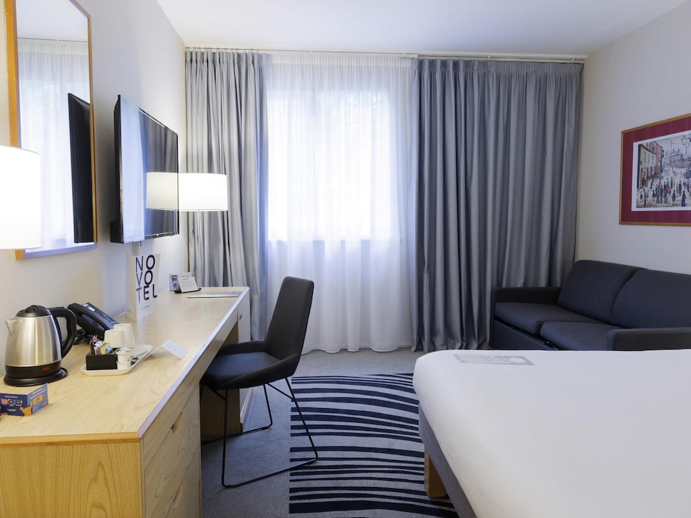 Habitación ejecutiva accesible con 1 cama doble queen size del hotel Novotel Manchester West