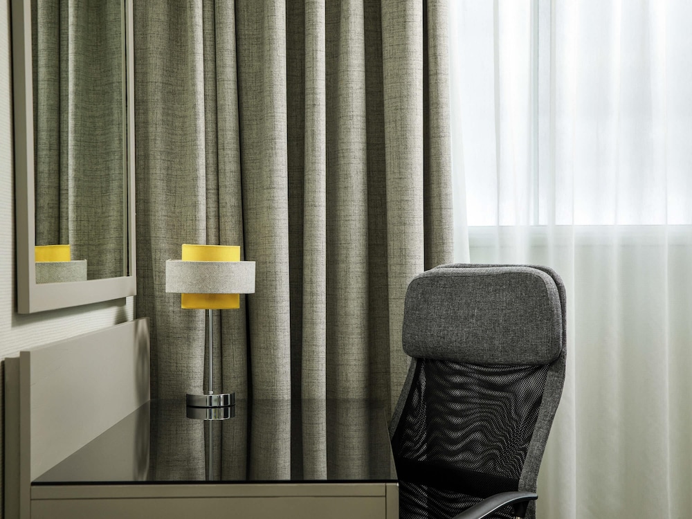 Habitación doble clásica en planta alta del hotel Mercure Manchester Piccadilly. Foto 2