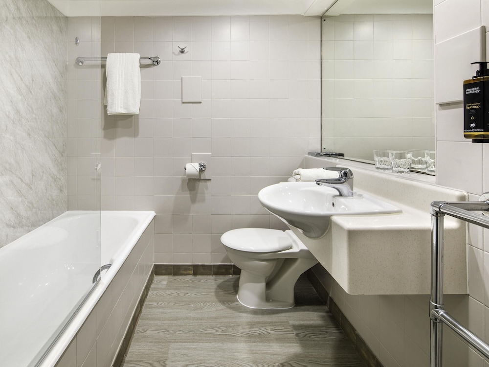 Habitación Doble Superior del hotel Mercure Manchester Piccadilly. Foto 4