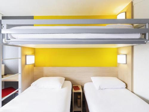Habitación Triple Económica del hotel Greet Angouleme. Foto 3