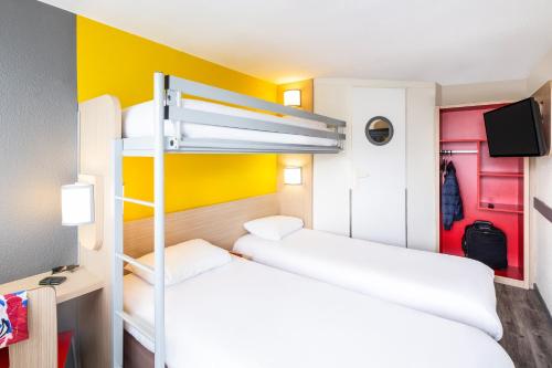 Habitación Triple Económica del hotel Greet Angouleme. Foto 7