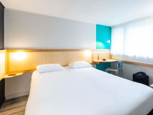 Habitación Estándar - 1 cama grande del hotel Greet Angouleme. Foto 2