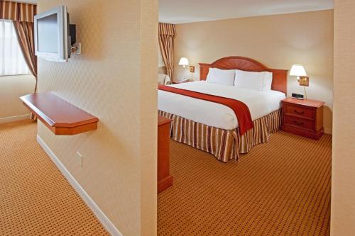 Suite con cama extragrande del hotel Rockville Centre - Jfk Airport