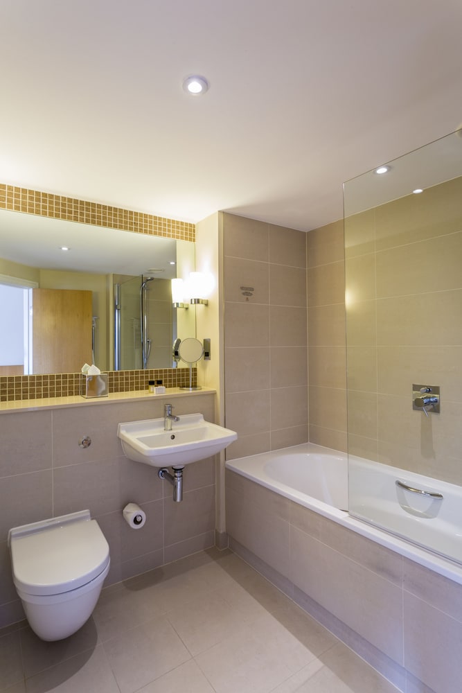 Habitación Deluxe doble del hotel The Resident Kensington. Foto 5