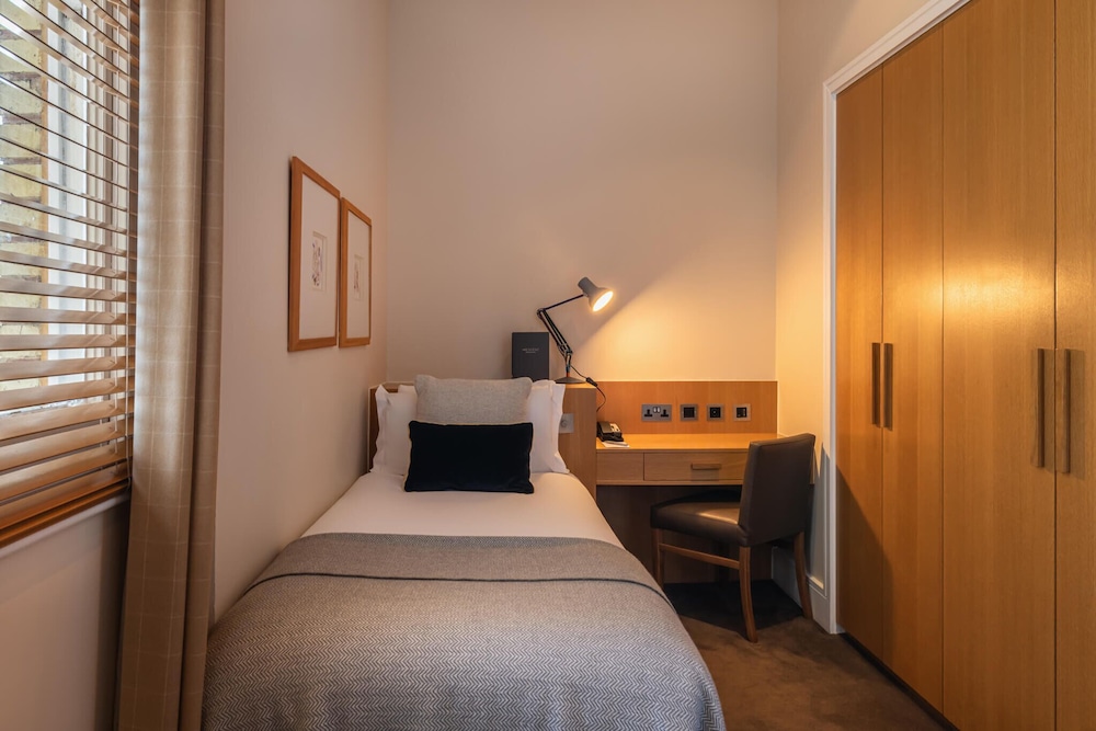 Habitación individual estándar del hotel The Resident Kensington. Foto 1