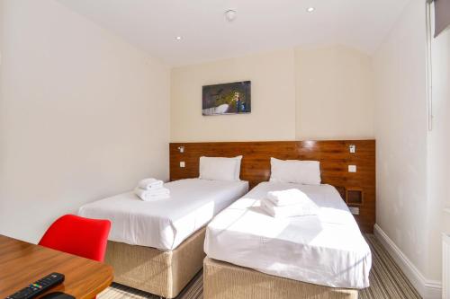 Habitación Doble Estándar - 2 camas del hotel Chelsea Guest House. Foto 2