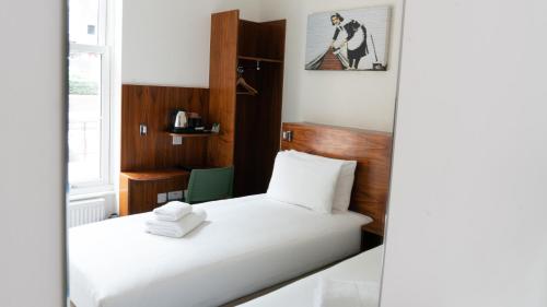 Habitación Doble Estándar - 2 camas del hotel Chelsea Guest House. Foto 6